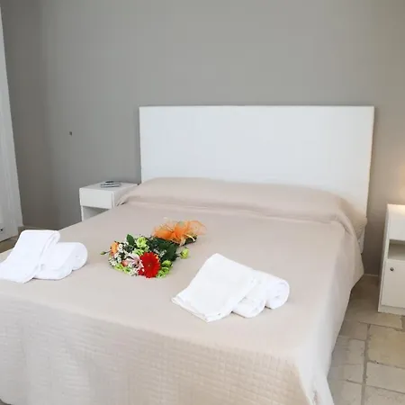 Πανσιόν Dimora Amalfitana Monopoli