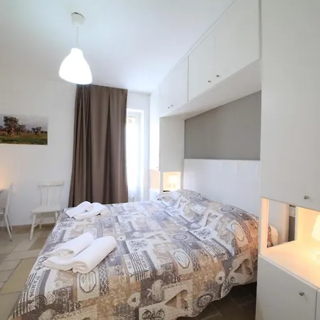 Dimora Amalfitana Πανσιόν Monopoli
